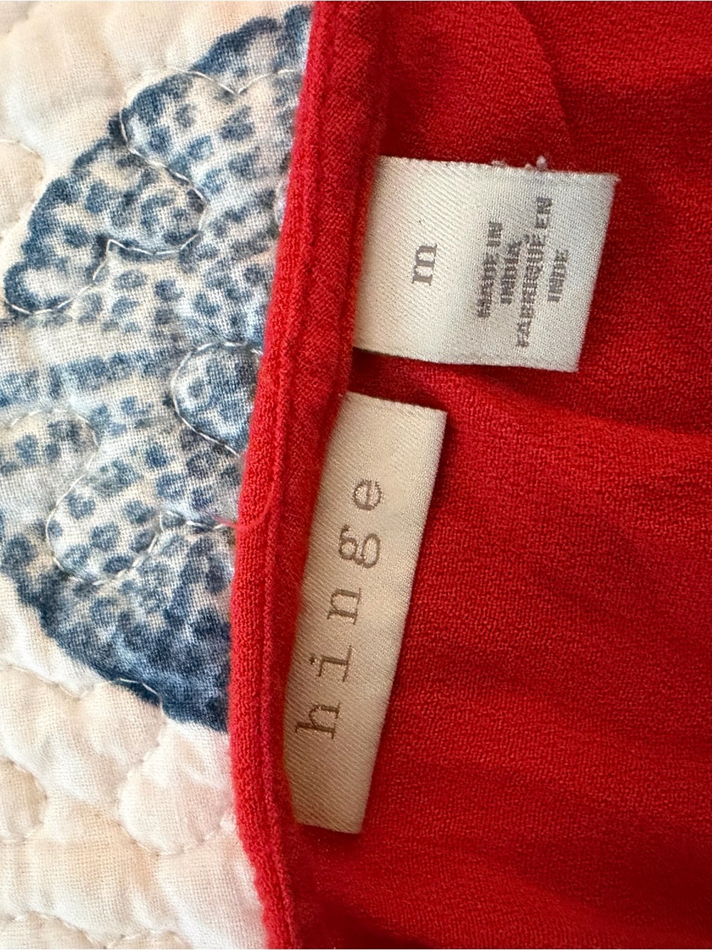 hinge Red Ruffle-Hem tank - Picture 3 of 3